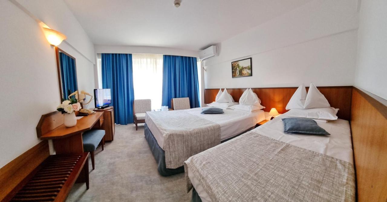 Hotel Condor 마마이아 외부 사진