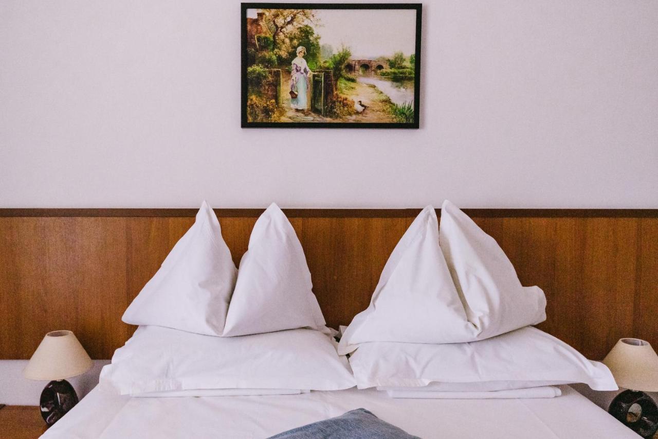 Hotel Condor 마마이아 외부 사진