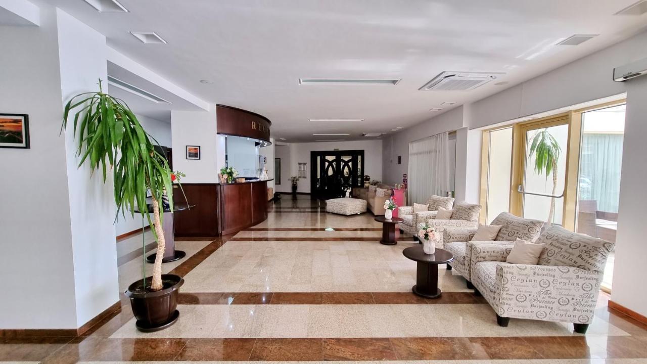 Hotel Condor 마마이아 외부 사진