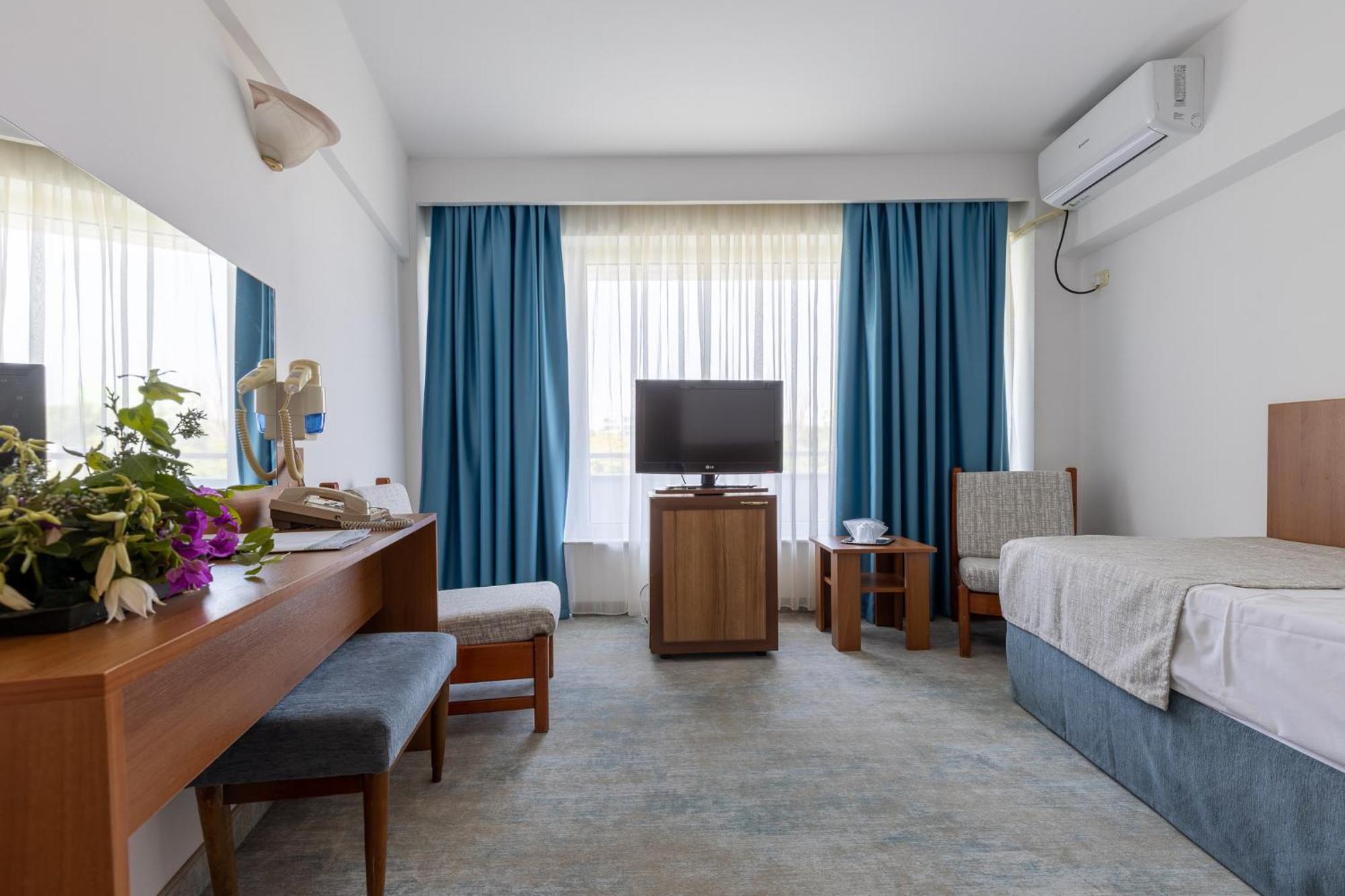 Hotel Condor 마마이아 외부 사진