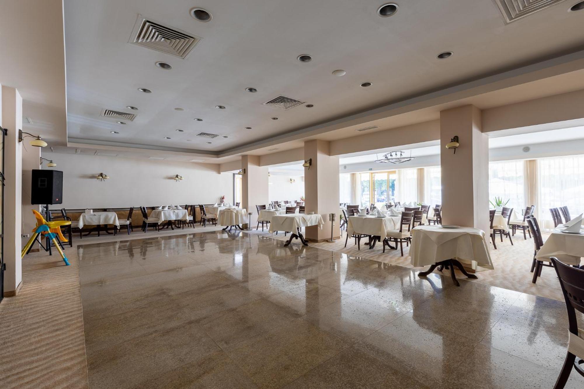 Hotel Condor 마마이아 외부 사진