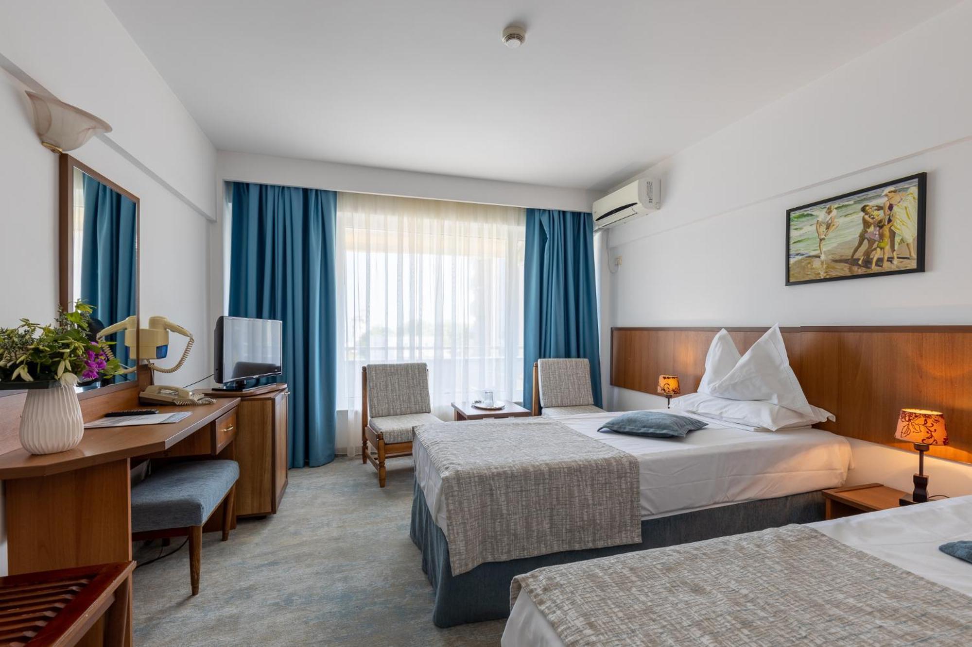 Hotel Condor 마마이아 외부 사진